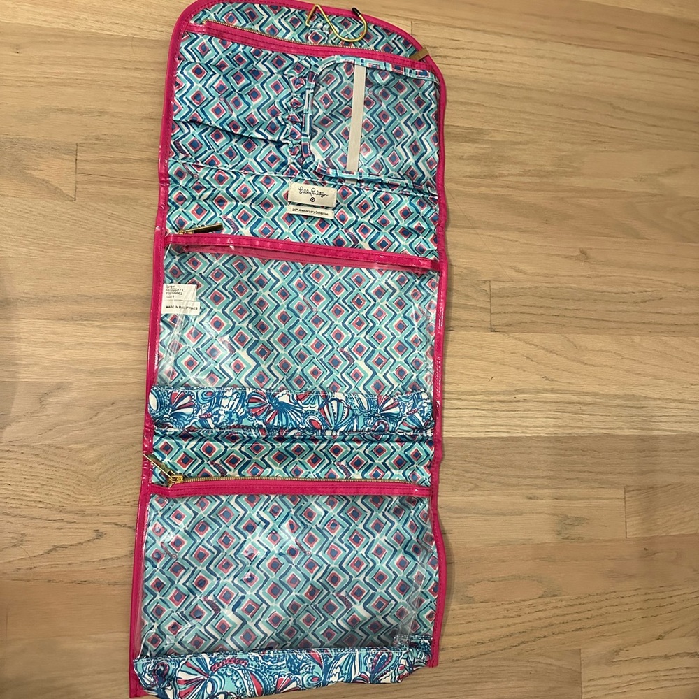 Lilly Pulitzer for Target Pink and Blue Patterned Hanging Organizer - Picture 4 of 8